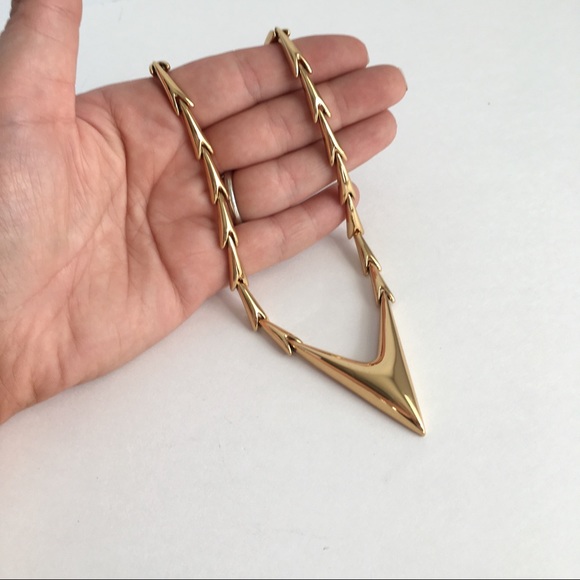 Vintage Monet Necklace V Link Gold Tone Statement - Picture 7 of 8